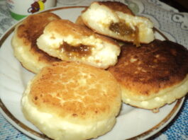 ДИЕТИЧЕСКИЕ СЫРНИКИ С ЧЕРНОСЛИВОМ В ДУХОВКЕ СЫРНИКИ С ЧЕРНОСЛИВОМ