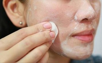 Лицо без морщин и угрей, благодаря этой простой болтушке ! Надо будет попробовать.