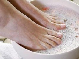 Мозоли и бородавки на ногах: как от них избавиться? Лучший способ, который действительно работает!