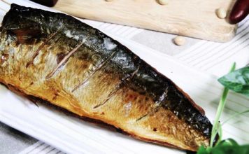 Скумбрия за 3 минуты. Вкуснейшая золотистая рыбка без коптильни и химии