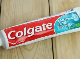 Нанесите зубную пасту на кожу и увидите волшебство