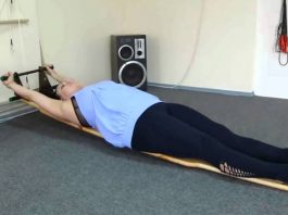 Полезная привычка: Вытягивание позвоночника перед сном