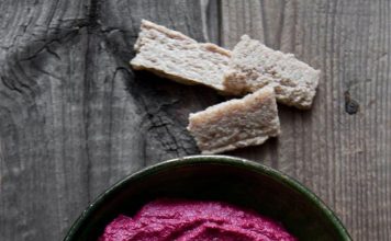 свекольный хумус