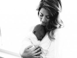 Мать отказалась от ребенка, ведь он родился темнокожим. История брошенного мальчика.