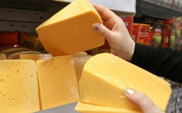 Полезный совет, как отличить настоящий сыр от сырного продукта