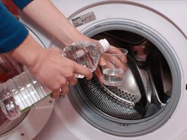 20 хитростей, которые спасут вашу одежду и обувь